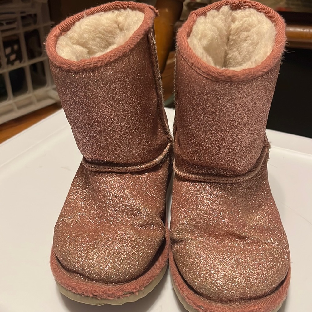 Kids pink sparkly UGGS size 11.